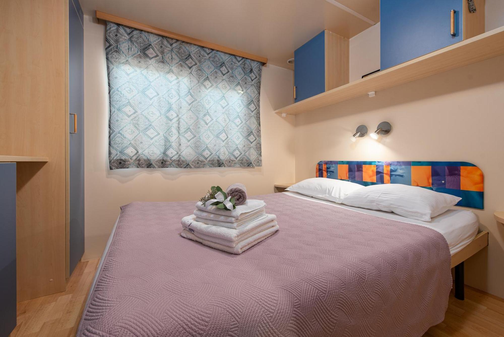 Camp Mrkva Mobile Homes With Pool Sukosan Luaran gambar